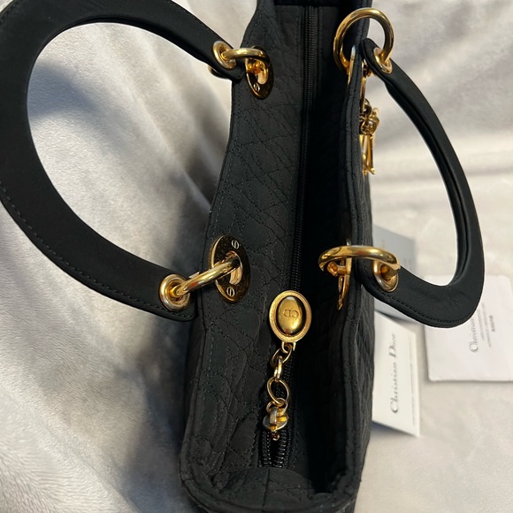 Christian Dior bag - Picture 4 of 10